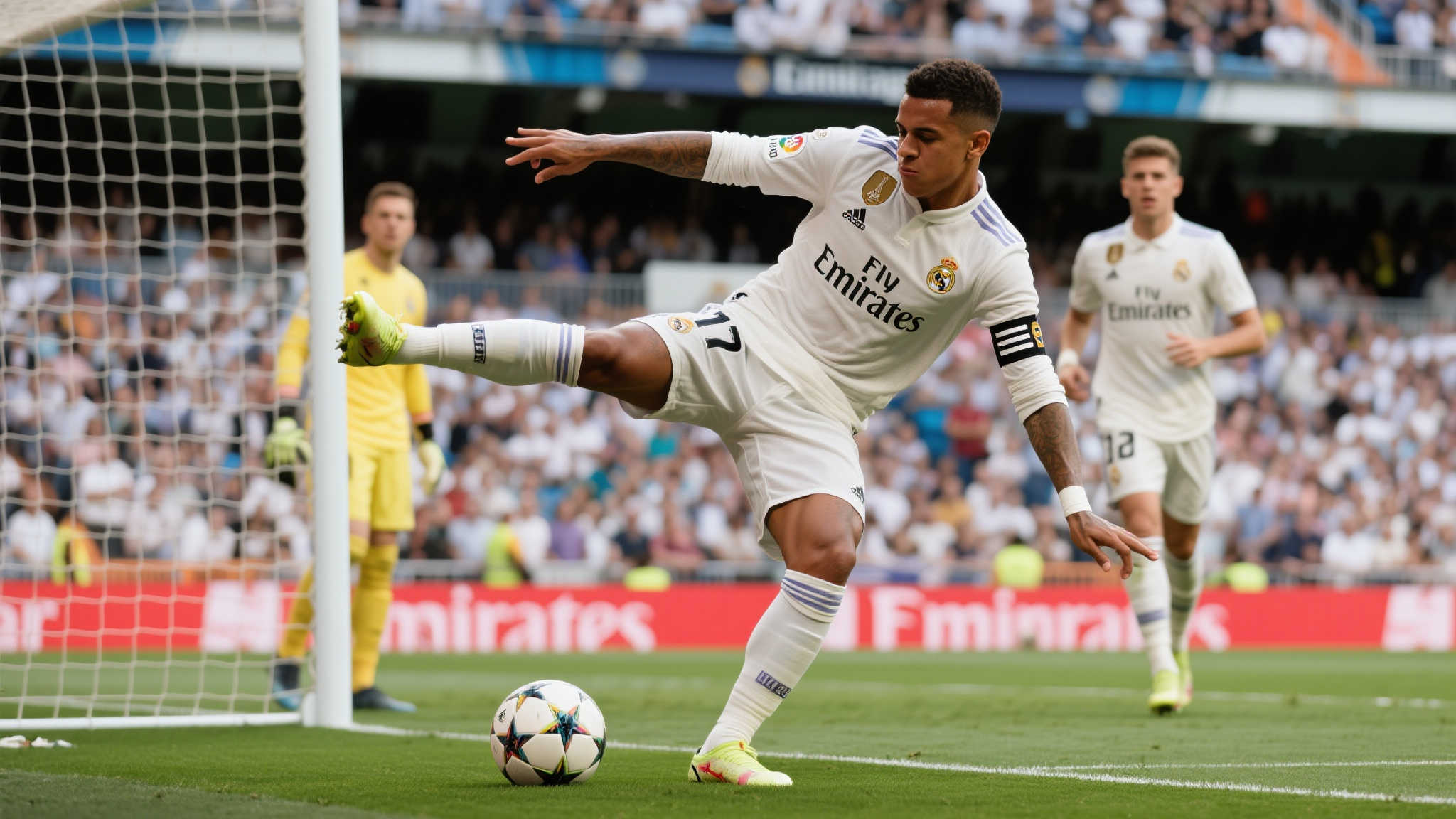 6万观众见证皇马1.7亿球星尴尬一刻:彩虹过人失利,撞上对方球员,8场无进球 在一场备受瞩目的比赛中,皇家马德里的1.7亿巨星竟